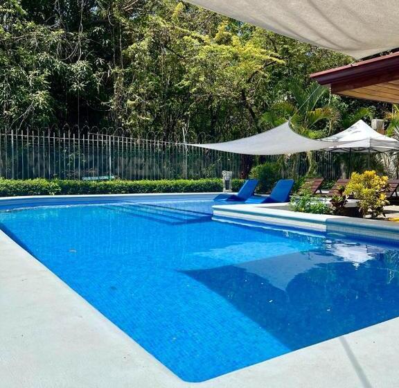 Апартаменты 3 Спальни, Villas Verdes