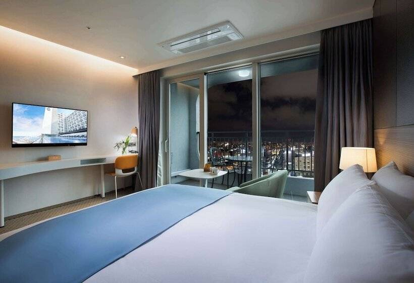 Deluxe Room Mountain View, Whistlelark Jeju