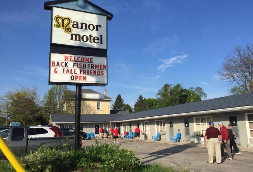家庭间, Manor Motel