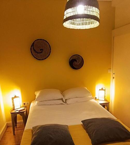 اتاق اکونومی, Aveiro Rossio Lodge