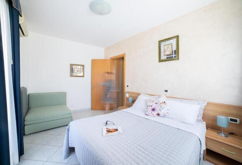 سوئیت با بالکن, Casa Merano Residence & Ristorante Bibione Centro