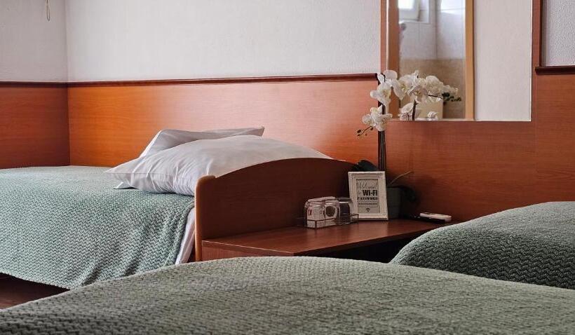 Трехместный Номер Классика, Sobe/rooms Riva