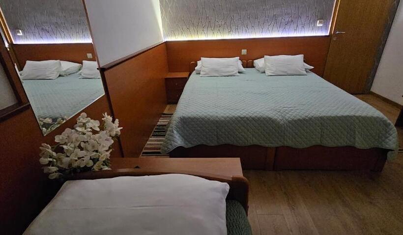 Трехместный Номер Классика, Sobe/rooms Riva