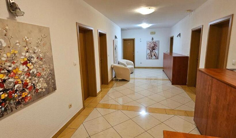 Номер Стандарт, Sobe/rooms Riva