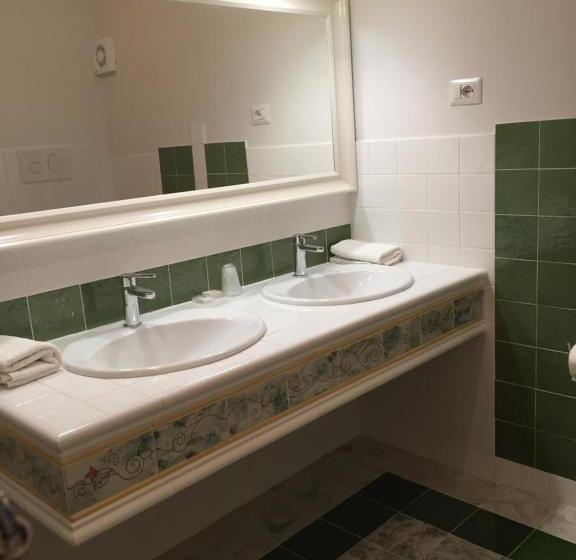 Номер Deluxe Кровать Кинг, Via Roma 205