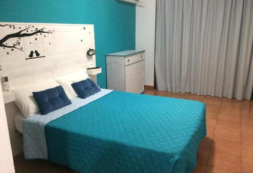 Номер Стандарт, El Pino