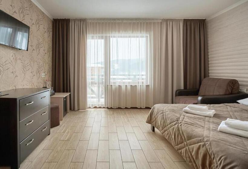 Quarto Triplo Superior, Zaporizʹka Sich