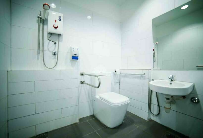 Family Suite, Bizz