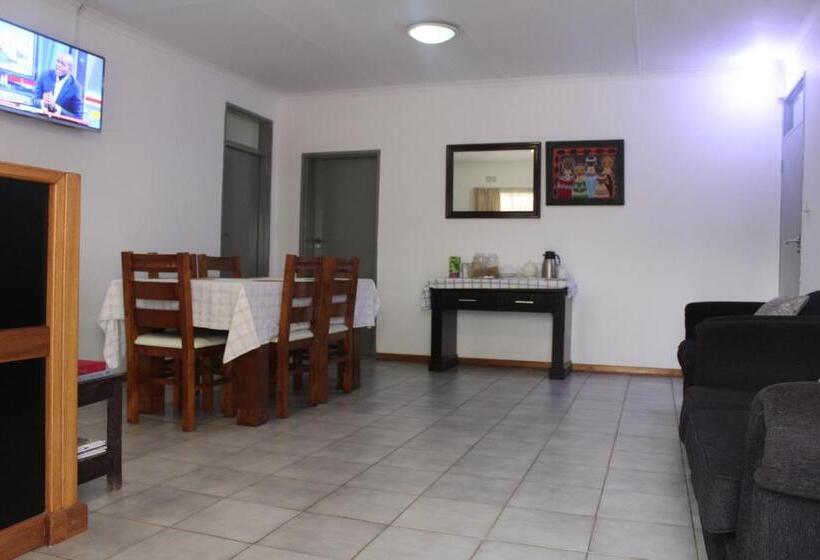 غرفة إقتصادية, Strand Meadows B&b