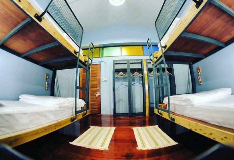 패밀리 룸, Talardkao Balcony Krabi