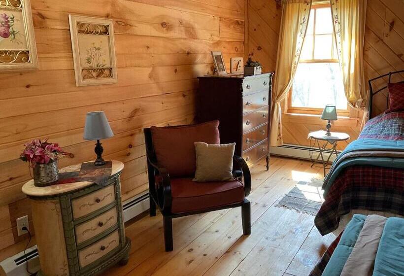 Номер Стандарт, Lodge Solange