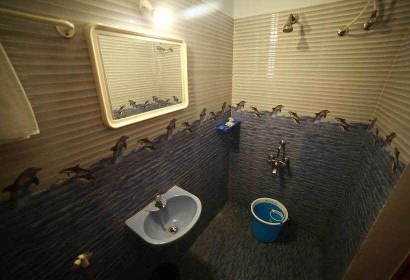 Quarto Familiar, Mrk Inn