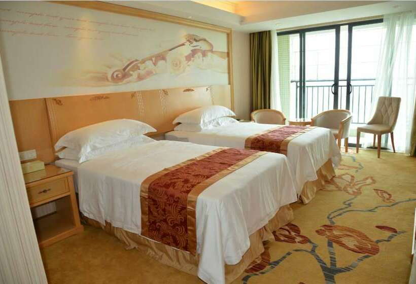 Номер Deluxe, Vienna Classic Hotel Qingyuan Taihe Ancient Cave Scenic Area