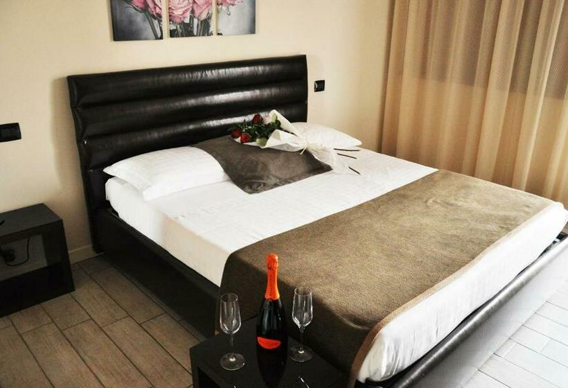 Camera Standard, Rimmel Motel