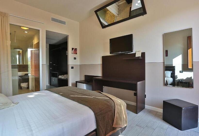 Camera Superiore, Rimmel Motel