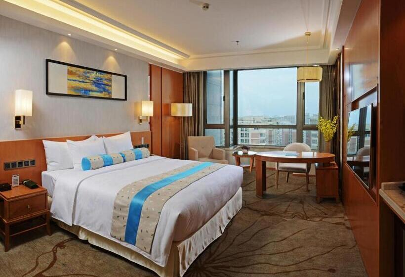سوییت سوپریور, Menshine Gloria Plaza