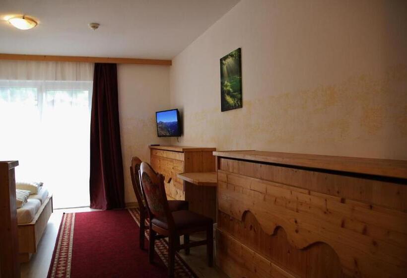 Номер Стандарт с Балконом, Gasthof Zum Löwen