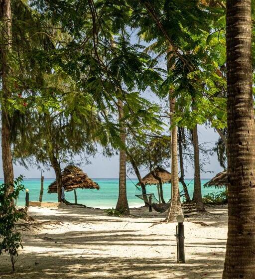 اتاق استاندارد با چشم‌انداز دریا, Kinazi Upepo Beach Eco Lodge