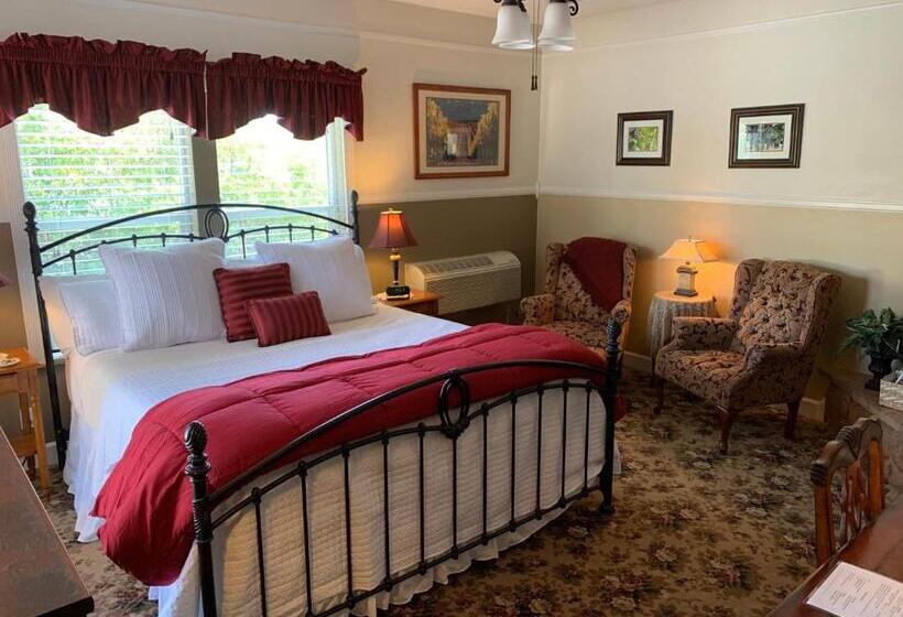 带大床的套房, Forfriends Inn Wine Country Bed And Breakfast