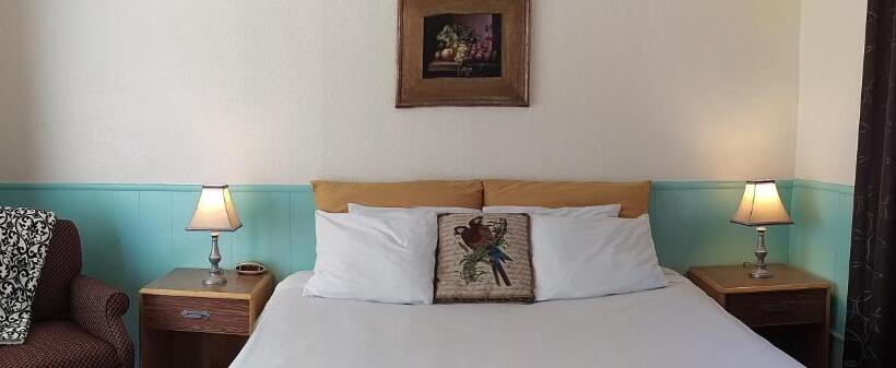 Стандартный Номер Кровать Кинг, Rocket Inn
