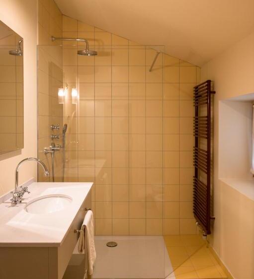 Quarto Deluxe Vista Mar, Leuchtenburg Am See