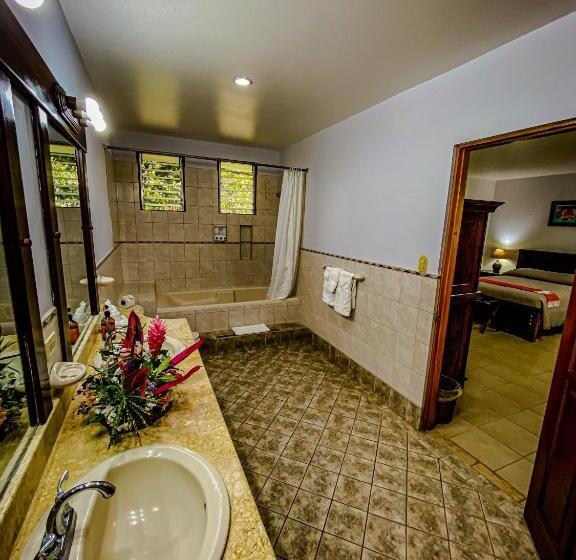 اتاق لوکس, Jaco Hotel Docelunas