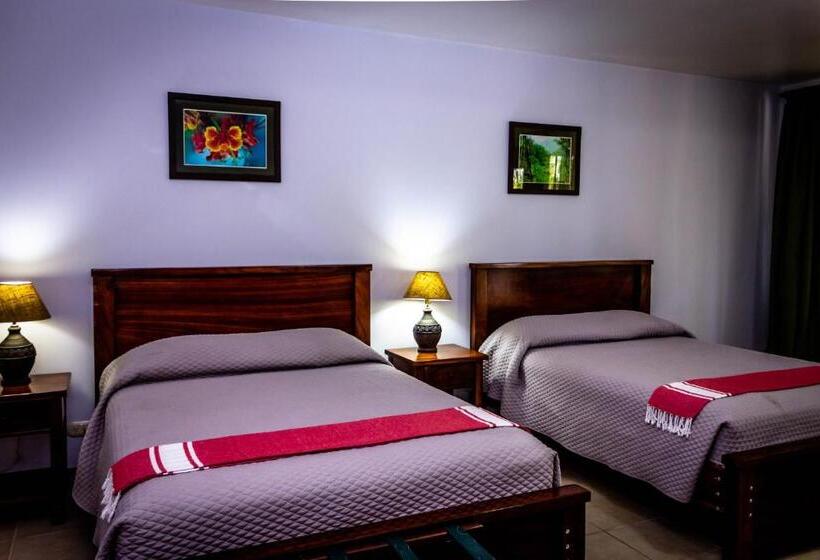 اتاق لوکس, Jaco Hotel Docelunas