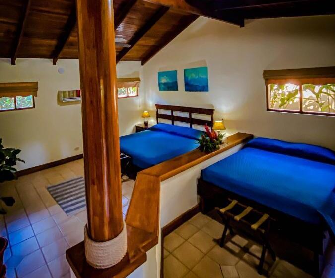 اتاق خانوادگی, Jaco Hotel Docelunas