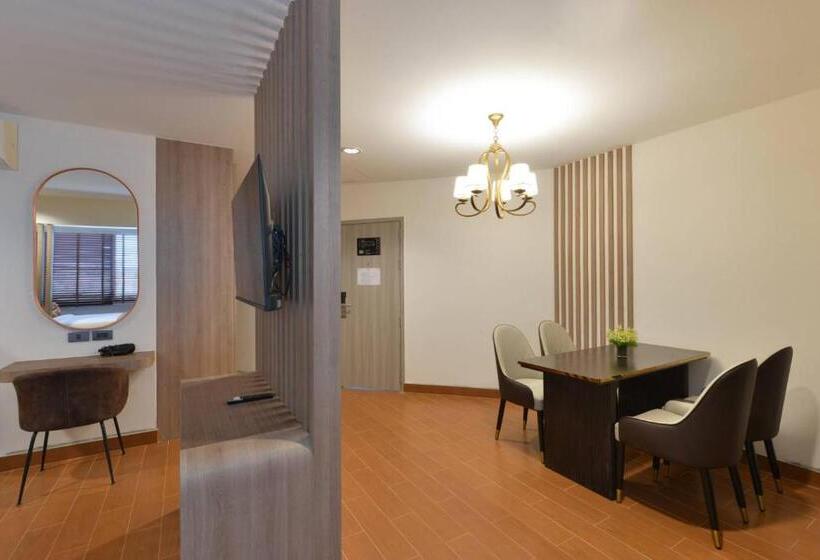 Президентский Люкс, Kastel Pattaya Hotel By Loft Bangkok