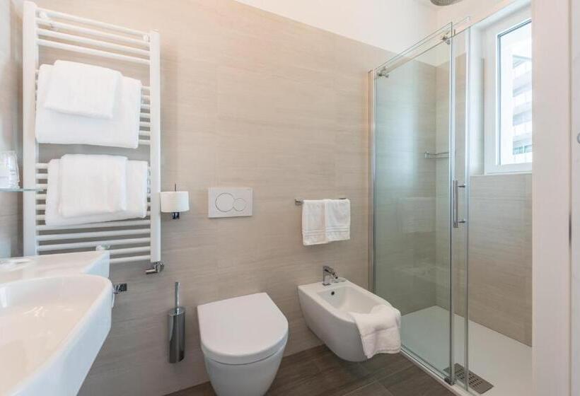 Номер Стандарт, Hesperia Hotel & Residence