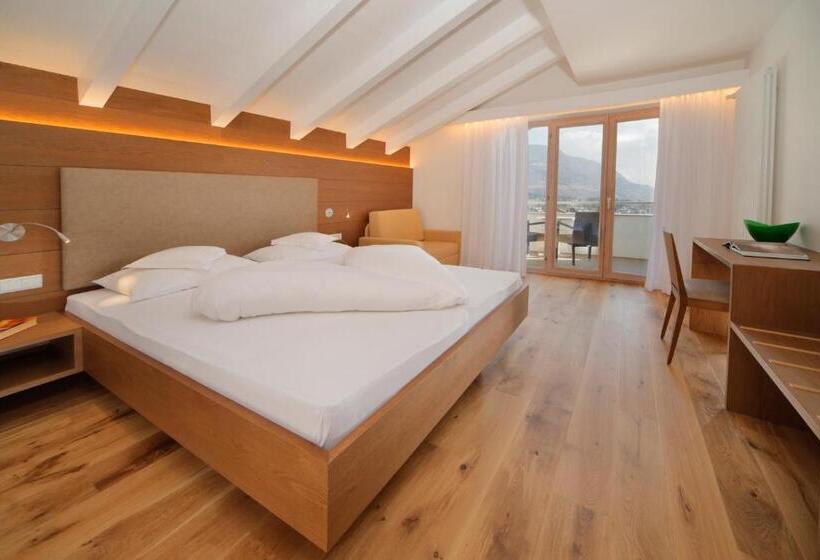 Komfortzimmer mit Balkon, Appartement Kroneliving