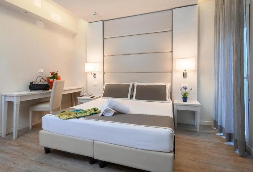 Quarto Familiar, Atlas