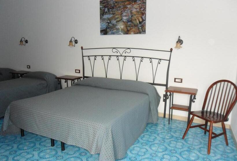 Quarto Quádruplo Estandar, Punta Barone