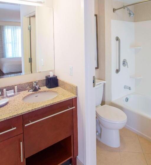 带2个卧室的套房, Residence Inn By Marriott Moncton