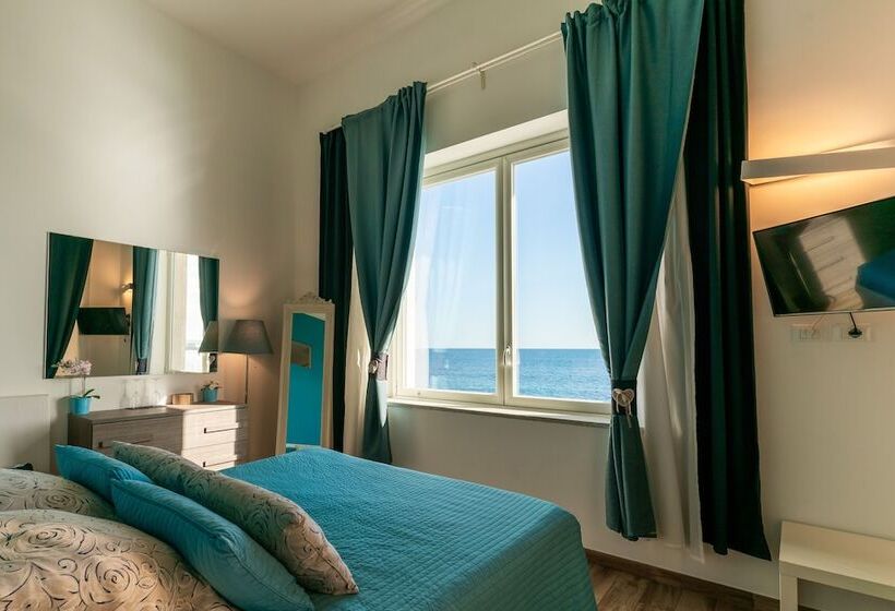 اتاق لوکس با چشم‌انداز دریا, Marlove Siracusa   Private Sea Access   Self Check In