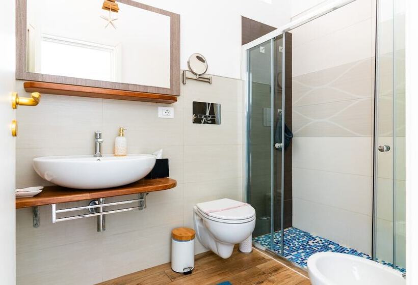 اتاق لوکس با چشم‌انداز دریا, Marlove Siracusa   Private Sea Access   Self Check In