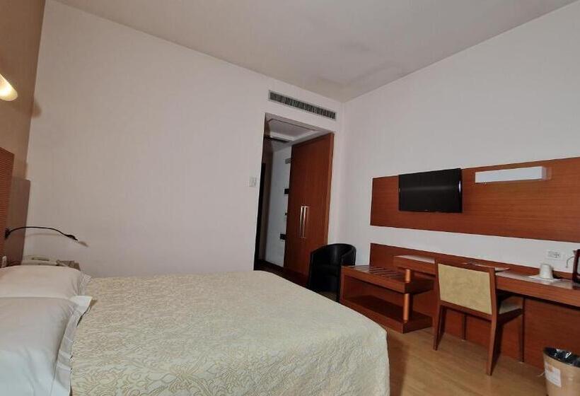 اتاق استاندارد, Bella Italia Palace