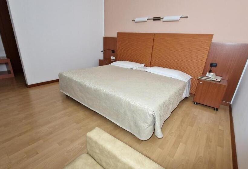اتاق استاندارد, Bella Italia Palace