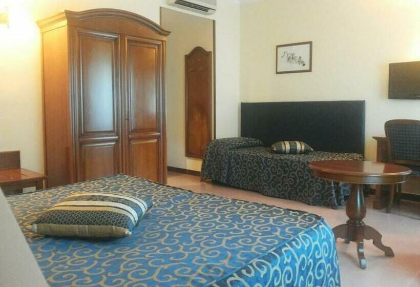 اتاق استاندارد سه نفره, Villa Ada