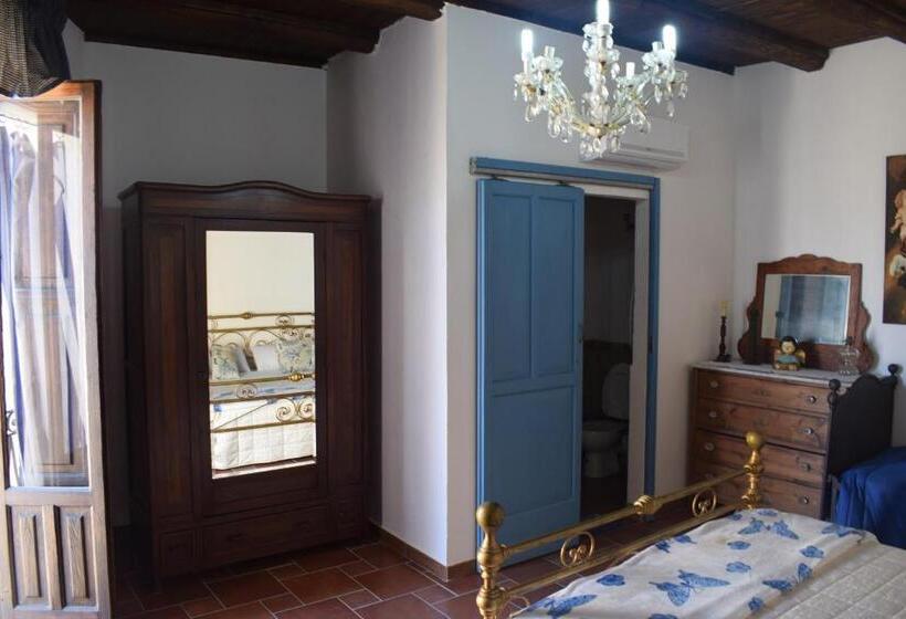 豪华三人间, B&b Lemon Garden