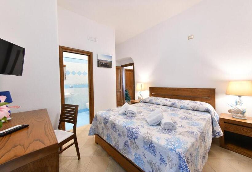 Номер Стандарт Вид на Сад, Relais Maison De Charles