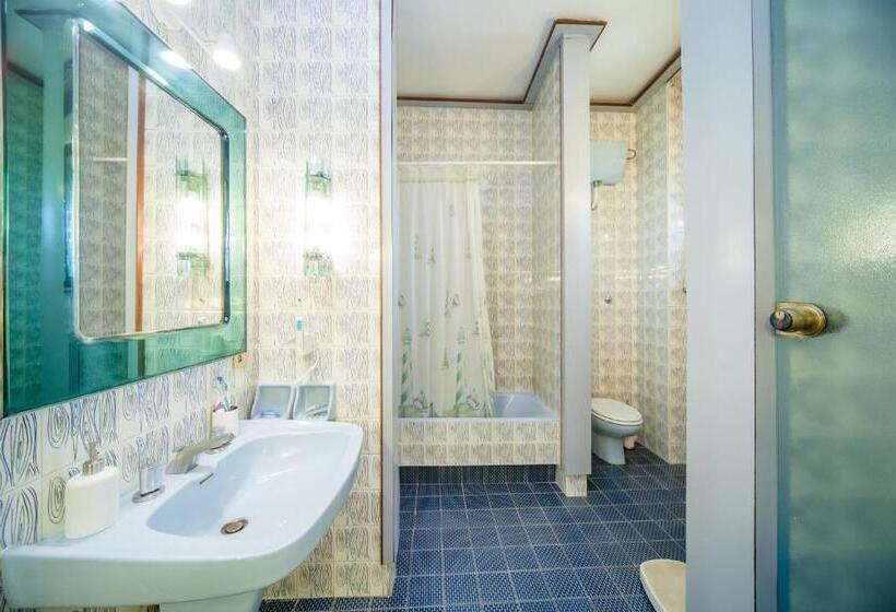 Трехместный Номер Deluxe Вид на Море, B&b Casina De Goyzueta