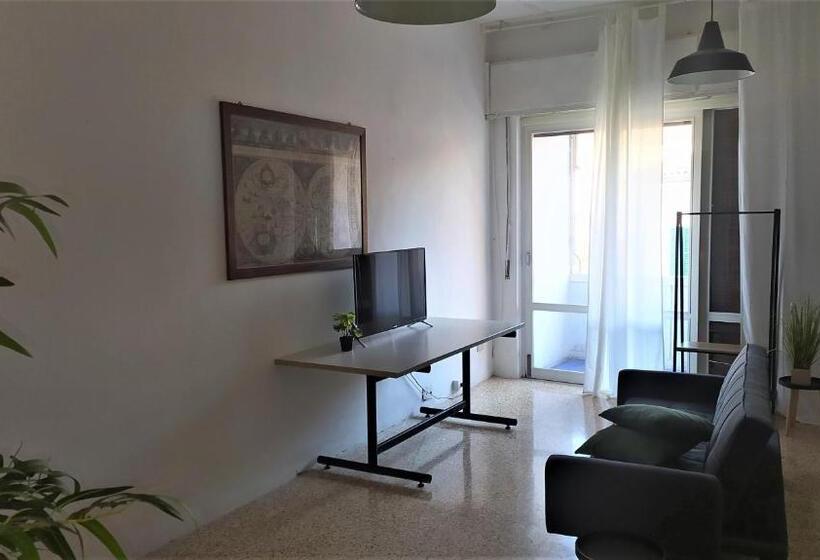 آپارتمان 2 خوابه, B&b Del Podesta