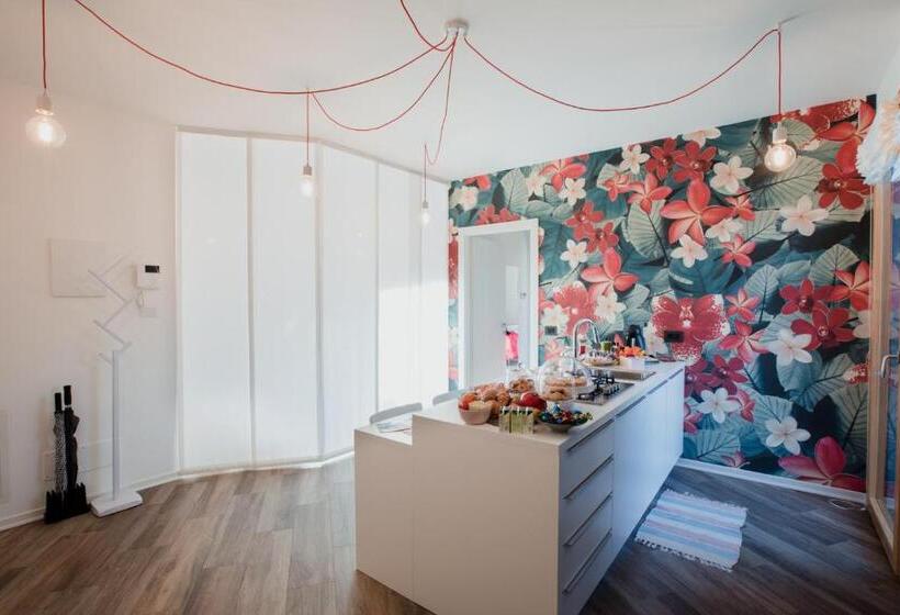 Люкс Deluxe Кровать Кинг, B&b Leterrazze Boutique Hotel   Torino