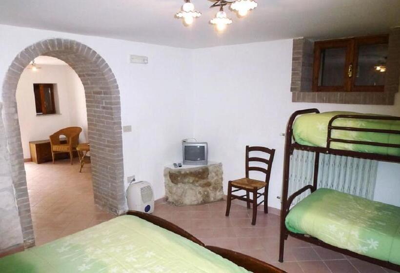 スタンダード４人部屋, Agriturismo Macchiapiede