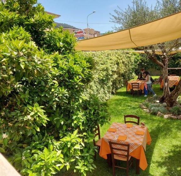 スタンダード４人部屋, Agriturismo Macchiapiede
