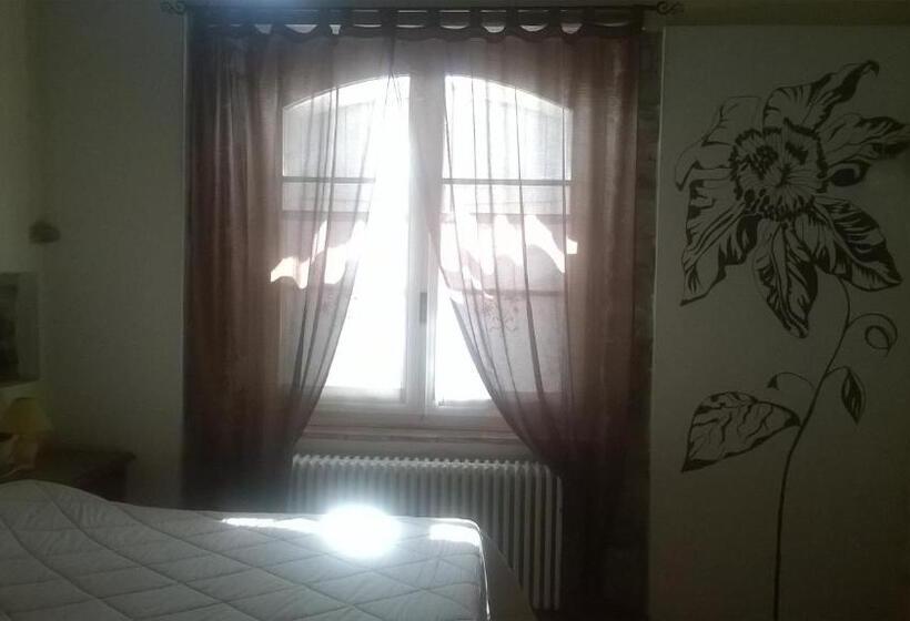 اتاق لوکس, Locanda Di Campagna