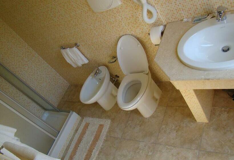 Номер Стандарт, Ristorante111