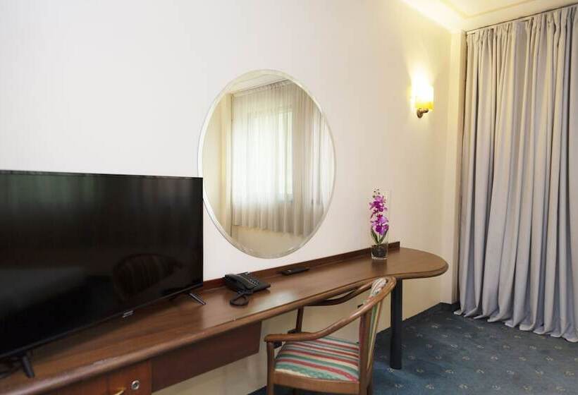 Номер Стандарт Адаптированный для Инвалидов, Ih Hotels Milano Blu Visconti