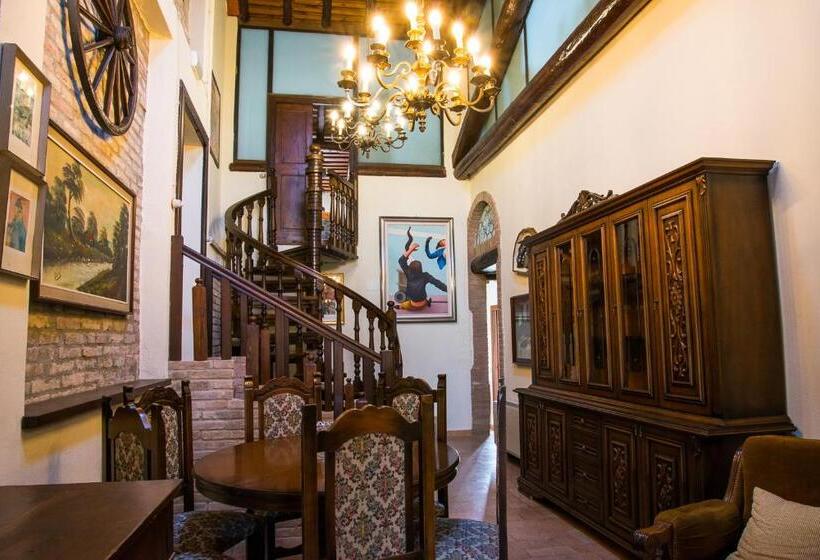 Четырехместный Номер Стандарт, Agriturismo La Brezza
